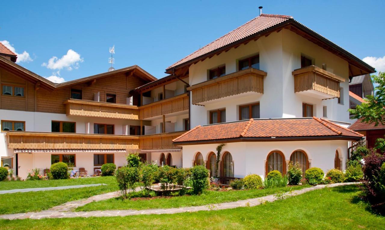 Tannenhof Hotel 3*