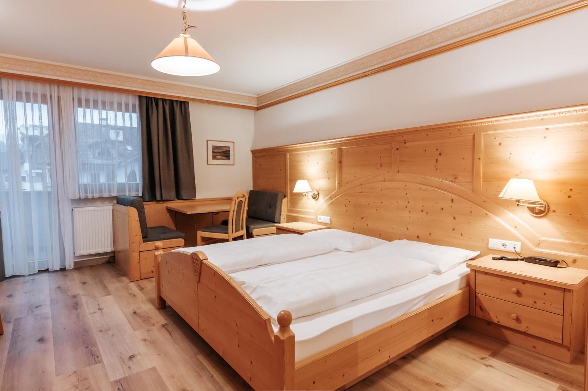 Hotel Tannenhof 3*